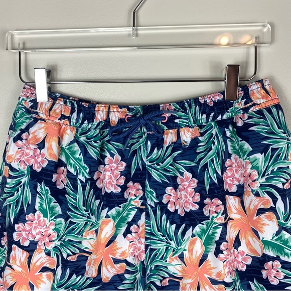Vineyard Vines Swim Trunks Size Small - Picture 5 of 15